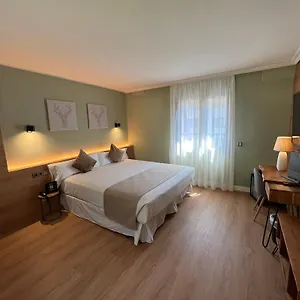 Yomo Imperial 3*, Sant Julià de Lòria Andorra