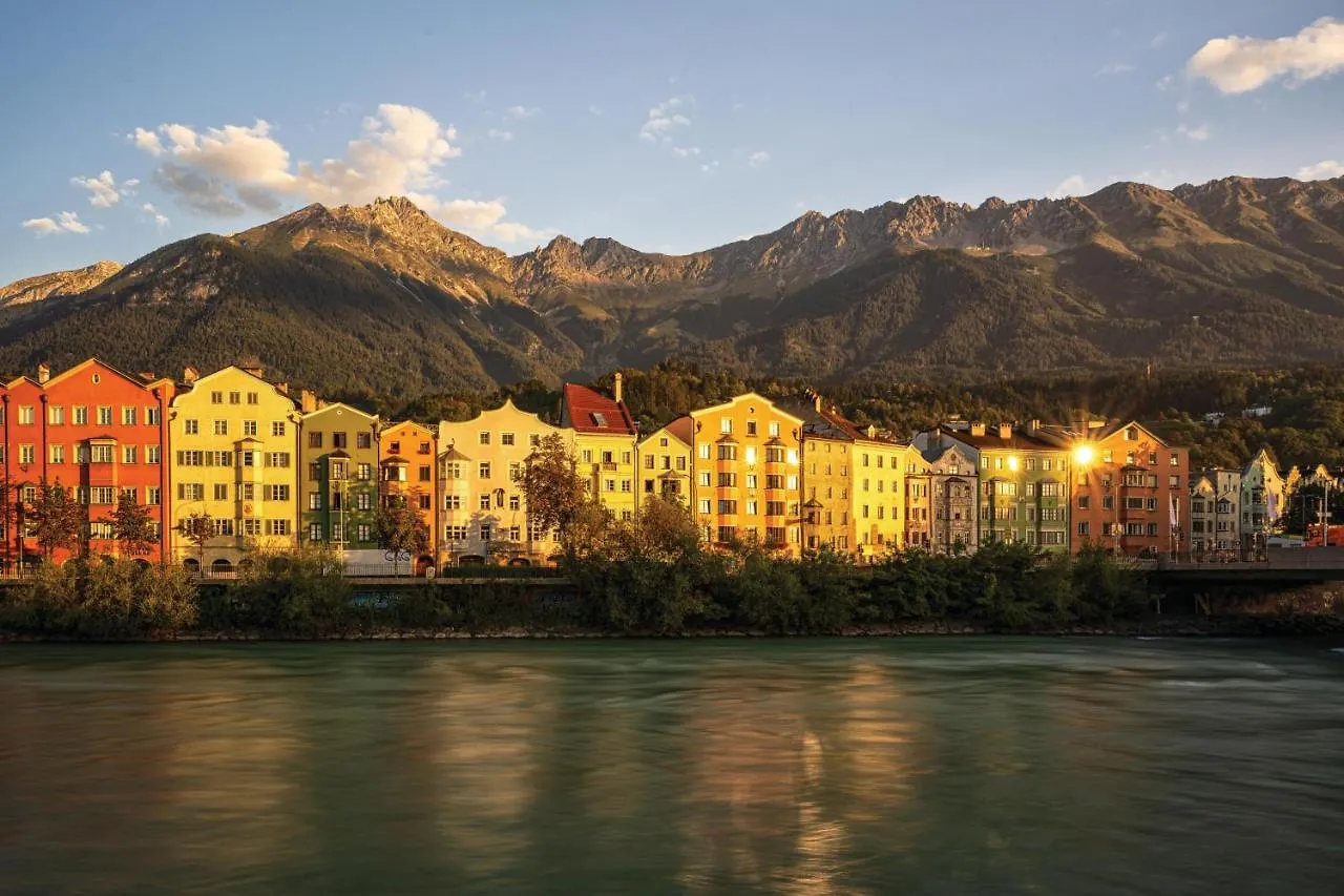 Urban Inn - Wilten 24/7 Innsbruck 0*,  Österrike
